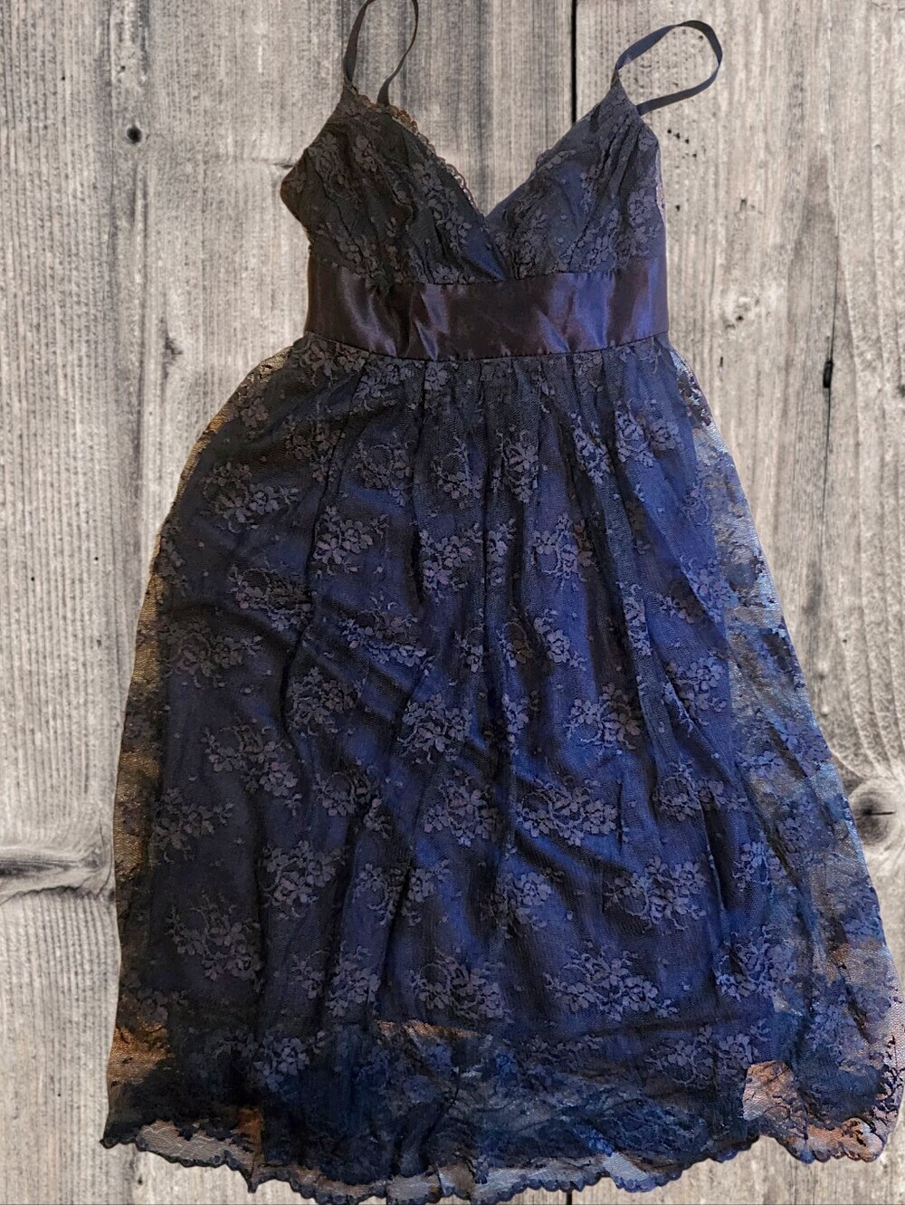 LNC NAVY RIBBON & LACE  DRESS BY NECESSARY OBJECTS. SZ: XS